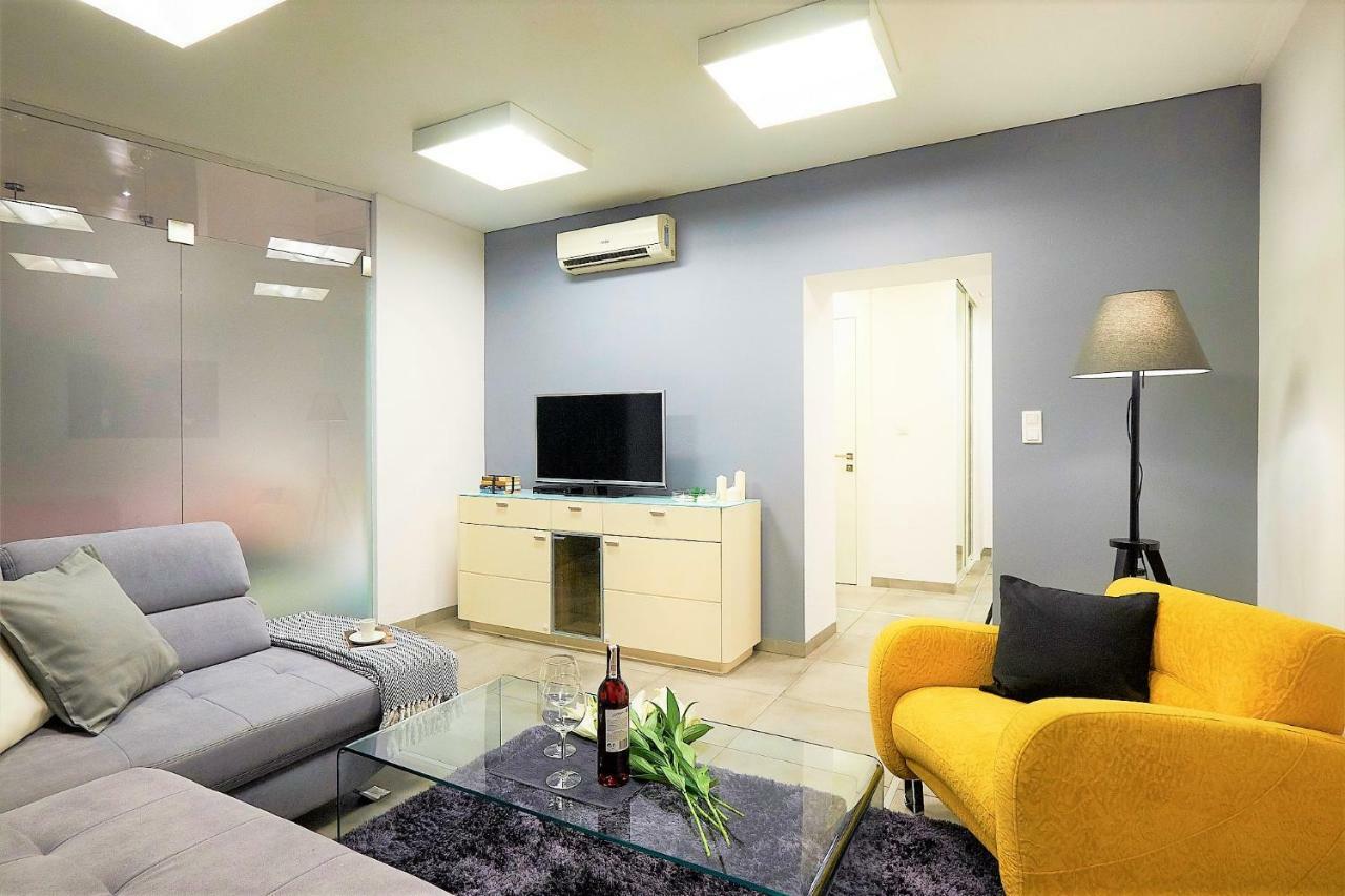 Xavier Boutique Apartment Варшава Екстериор снимка