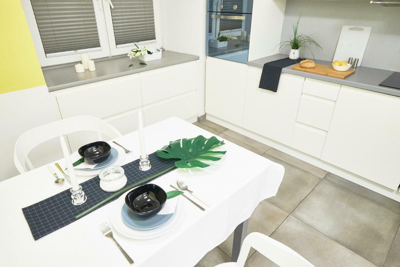 Xavier Boutique Apartment Варшава Екстериор снимка